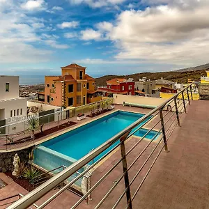 villa-josefina-costa-adeje-tenerife.in-canary-islands.com/
